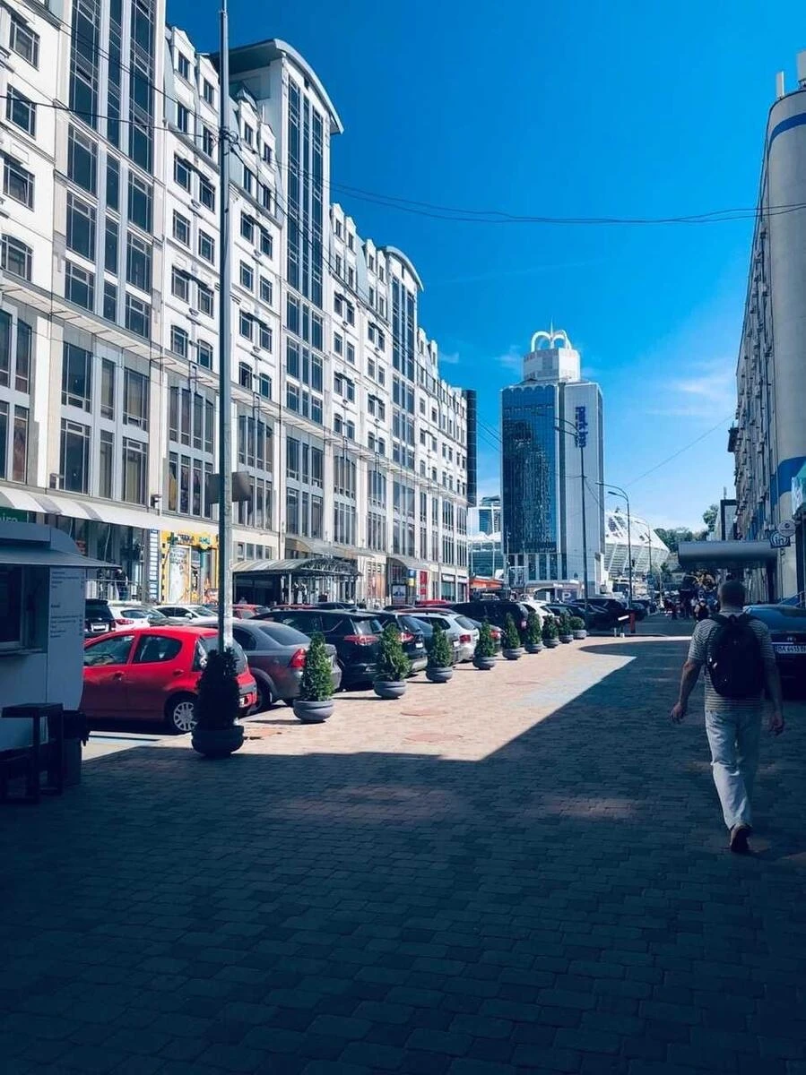 Office vul. Velyka Vasyl'kivs'ka 72, 322m26972314
