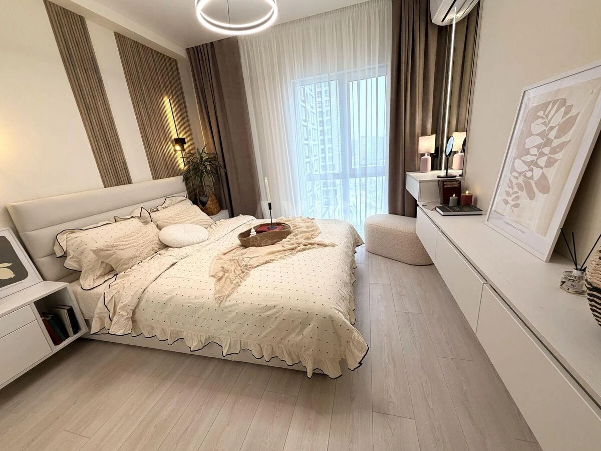 2k apartment vul. Myhajla Maksymovycha 246712712