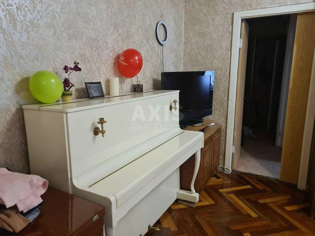 2k apartment vul. Entuziastiv 5700292