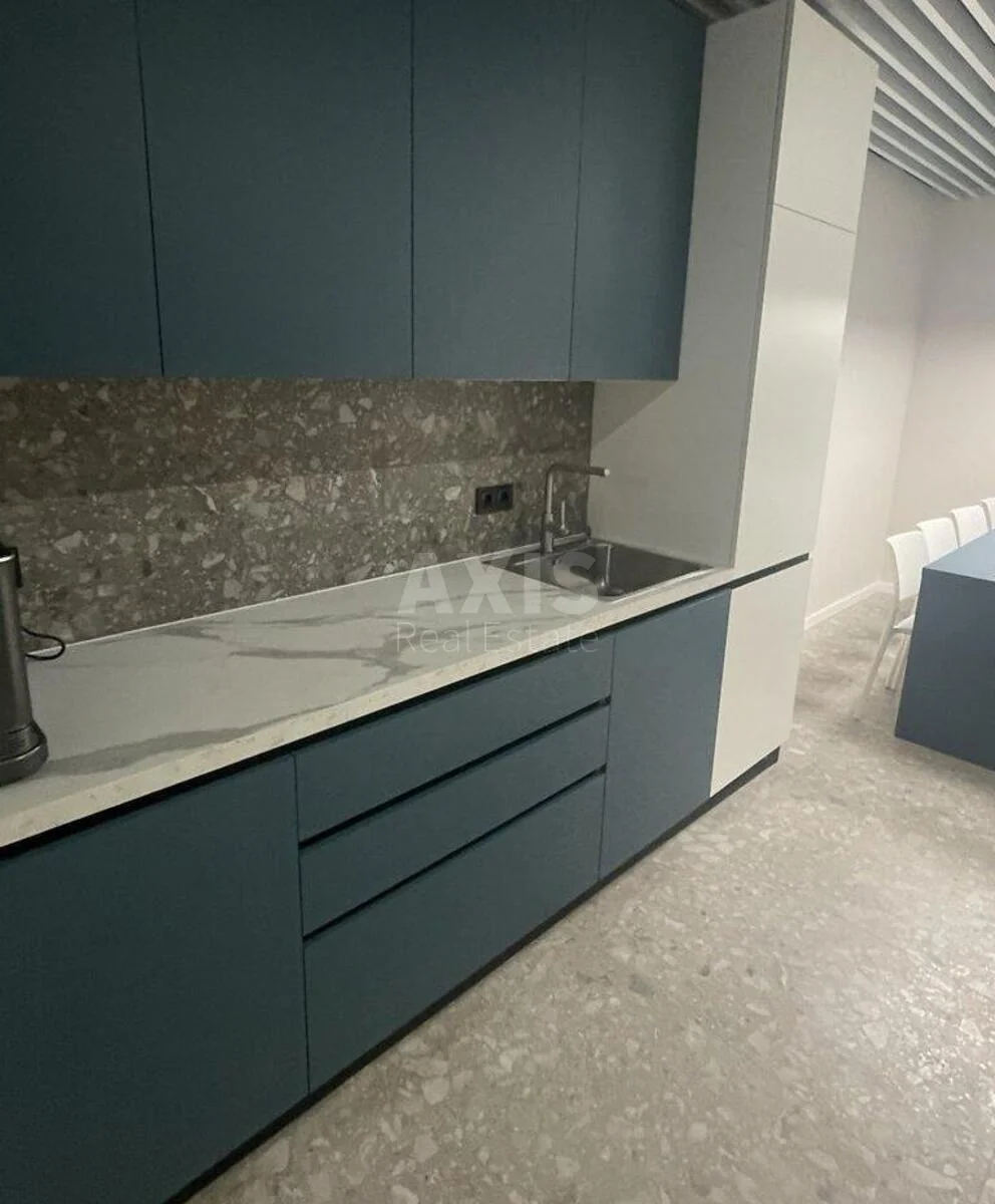 Объект торговли ул. Андрея Верхогляда 14А, 116м2