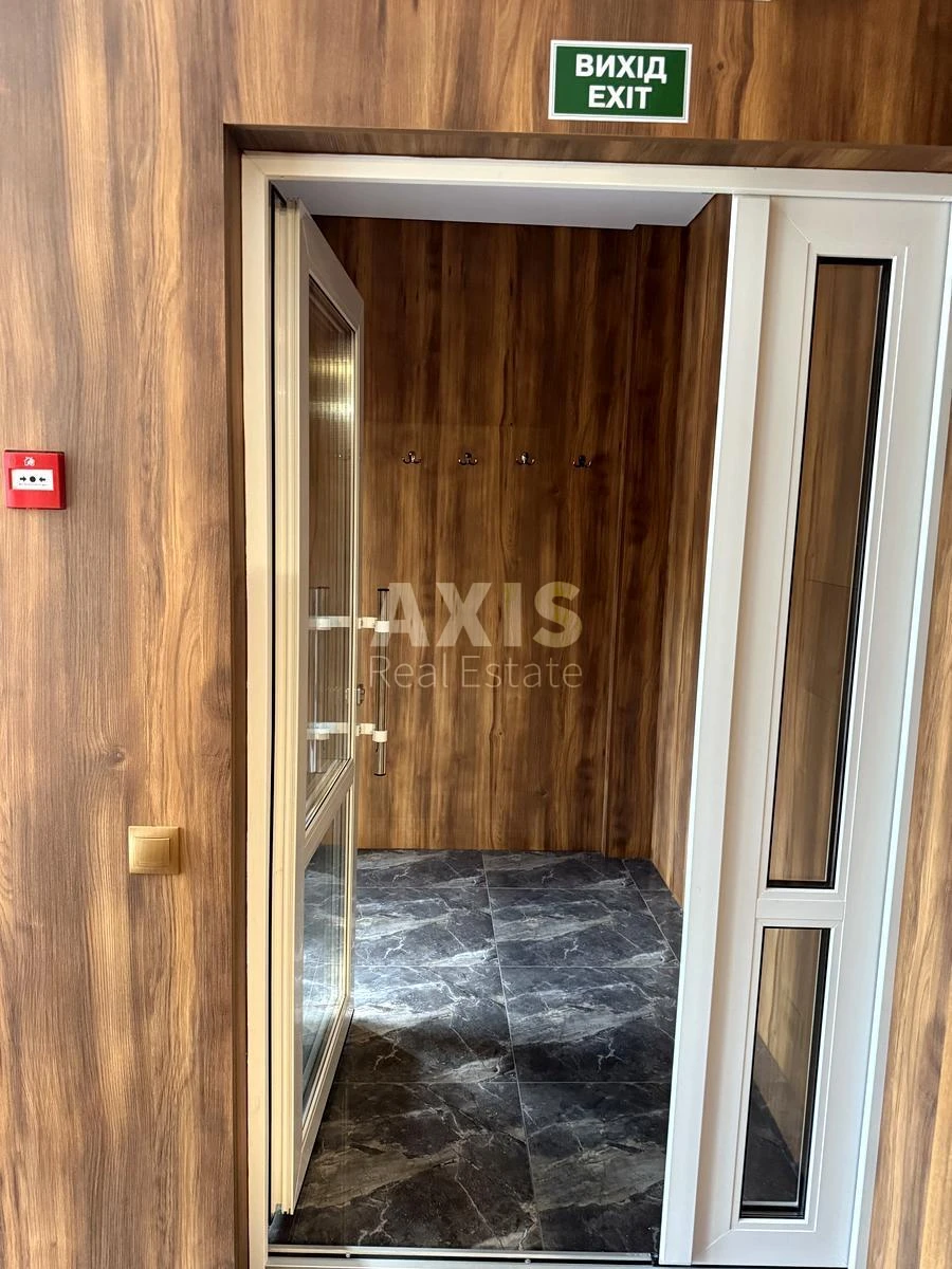 Office vul. Kustanajs'ka 13, 66m2600478