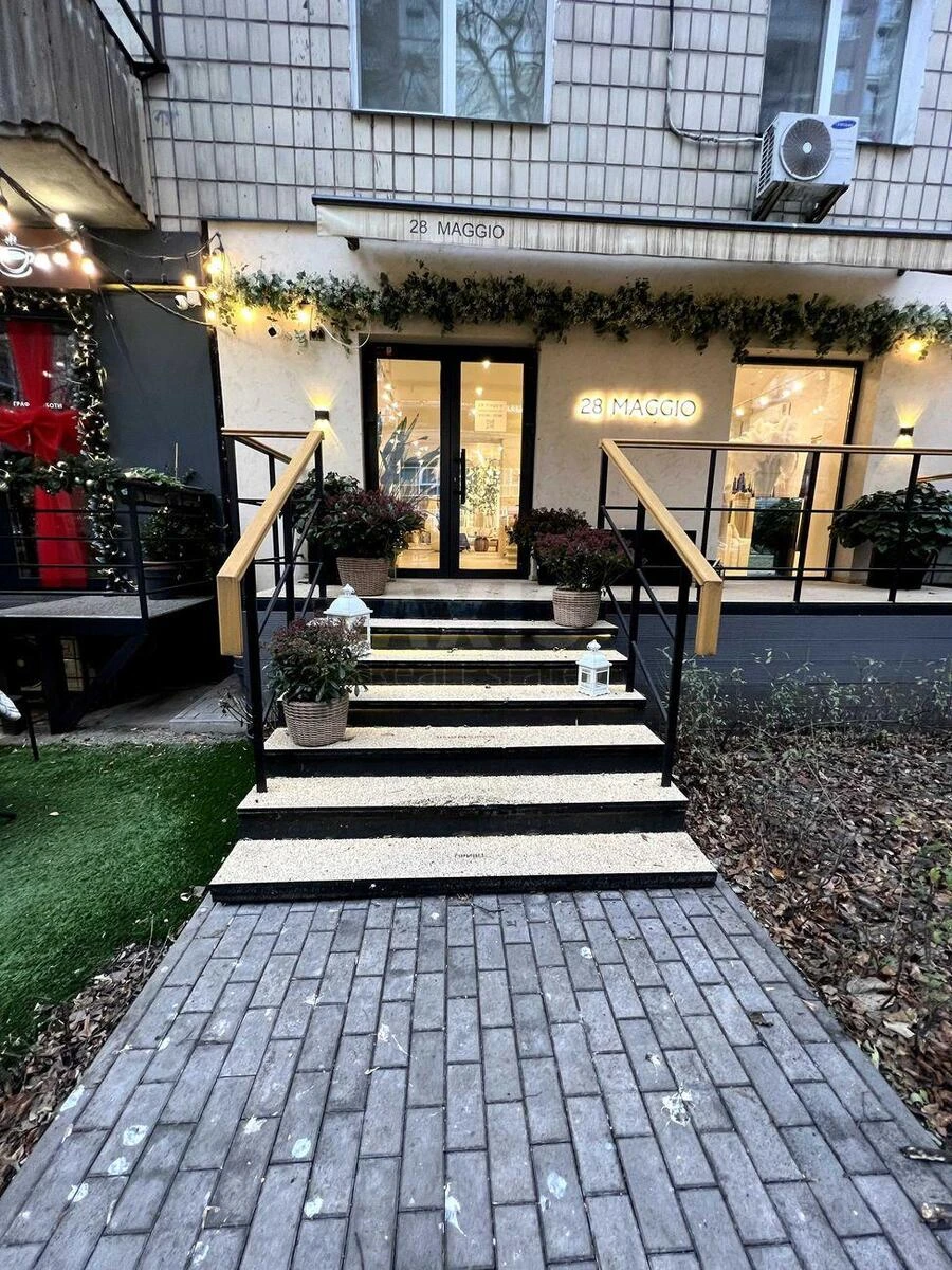 Trade object vul. Vasylya Tyutyunnyka 56, 86m266730