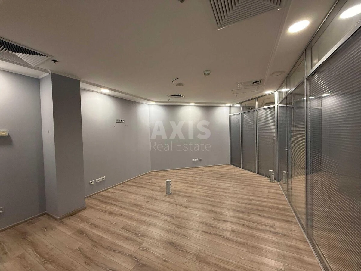 Office vul. Basejna 2А, 126m2651693