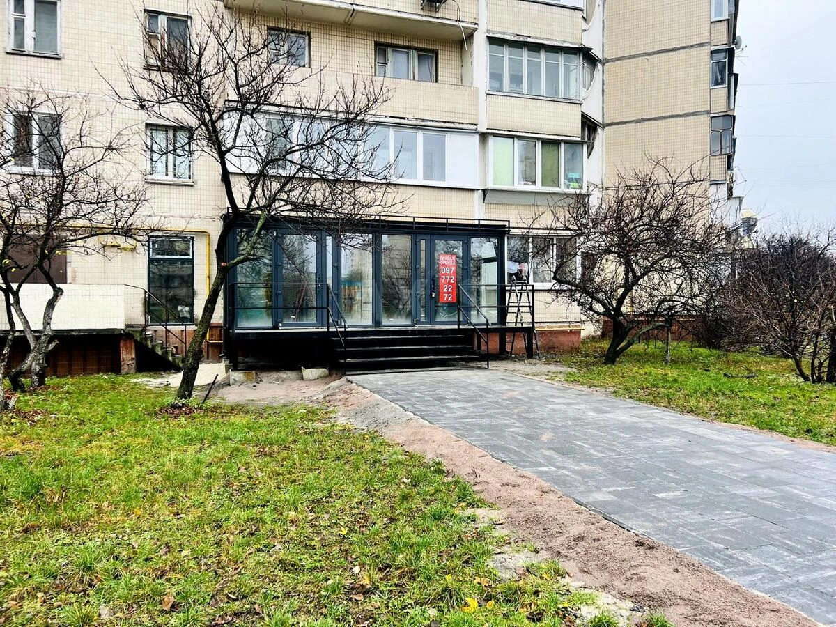 Объект торговли бул. Выгуровский 6, 40м2625112