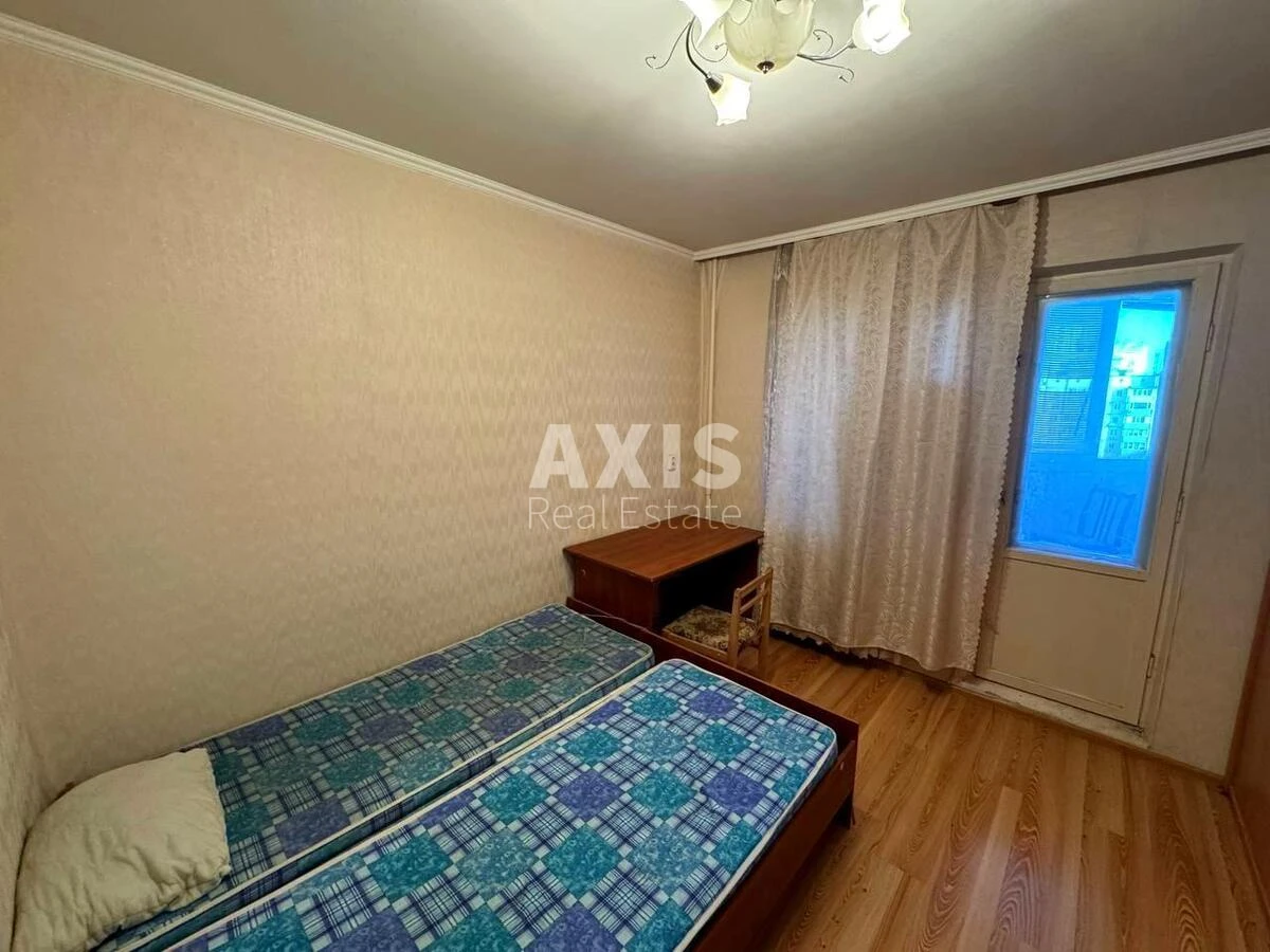 4k apartment vul. Vyshnjakivs'ka Seven A6640512