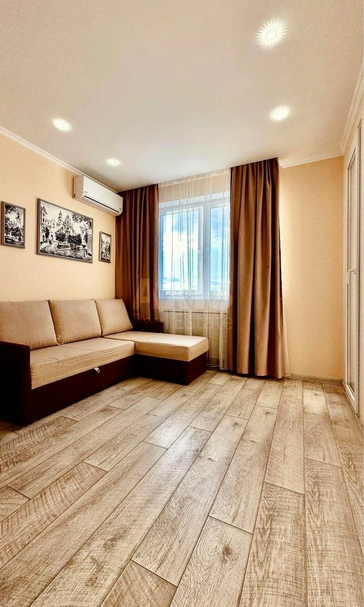 1k apartment bul. Lepse Ivana 7Г655237