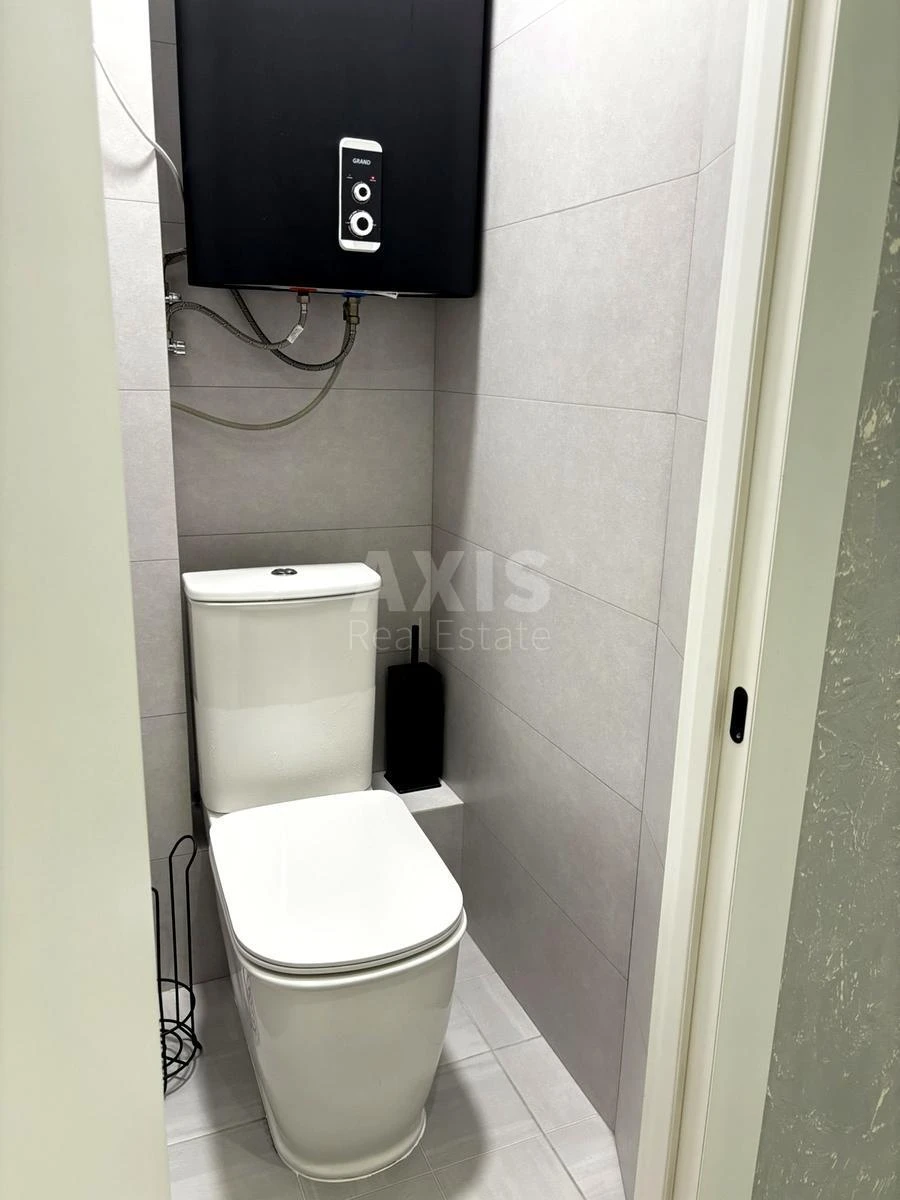 1k apartment vul. Akademika Jefremova 7А668148