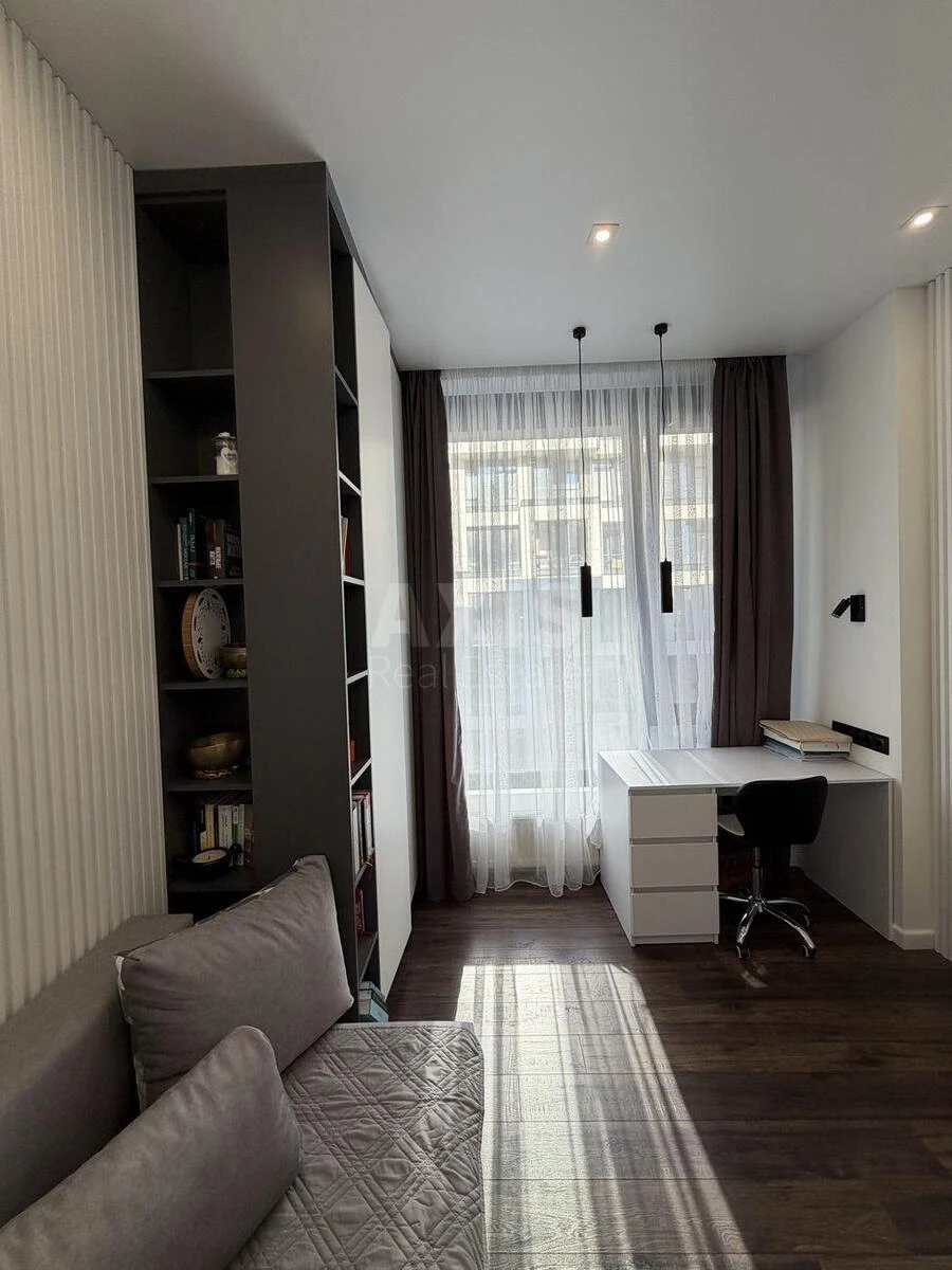 3к квартира ул. Гарета Джонса 8715363