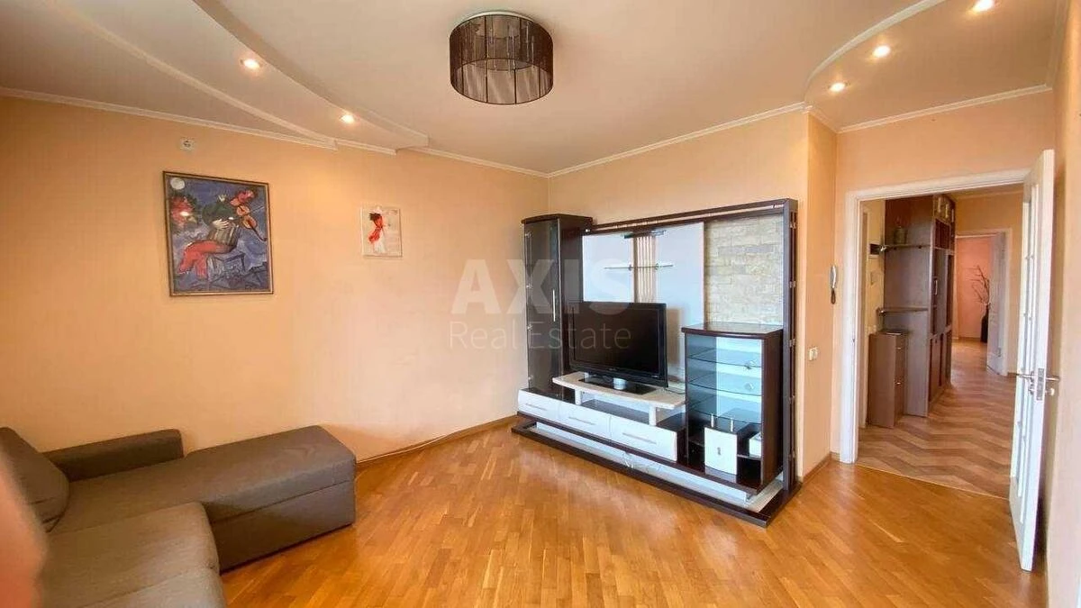 2k apartment vul. Kamjenjeva Komandarma 4А715950