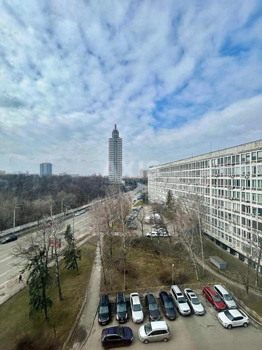 Office vul. Solom'jans'ka 5, 196m2675286