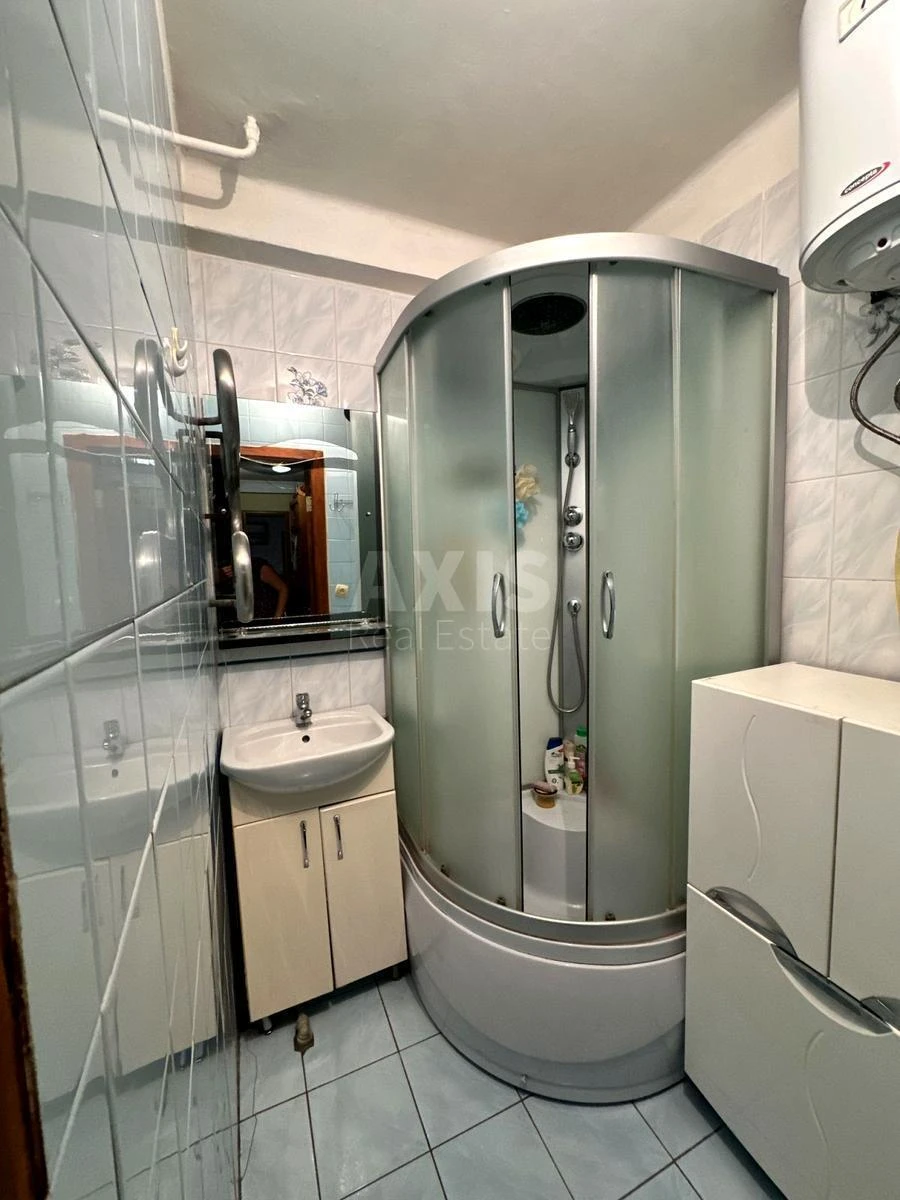 2k apartment pr-t Berestejskij 1276392412