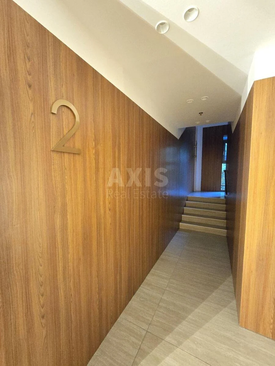 Service object vul. Strutyns'kogo Sergija 21, 82m26000311