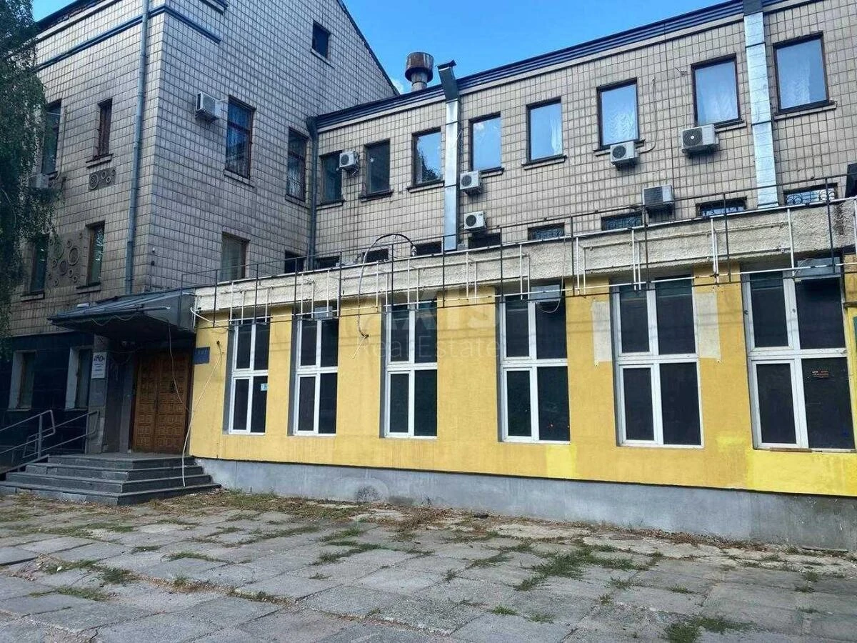 Объект торговли ул. Кирилловская 102, 2465м272002