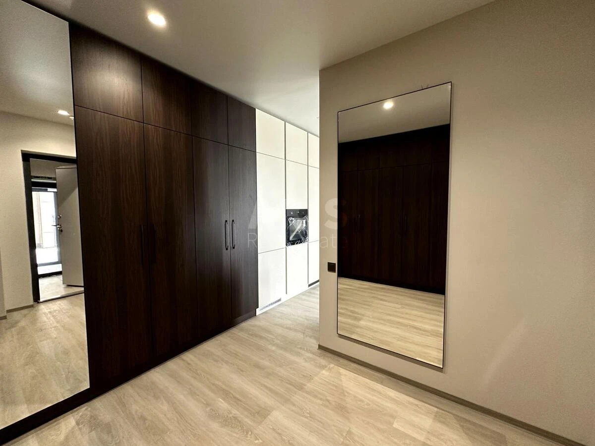 3k apartment vul. Antonovycha 118/96897613