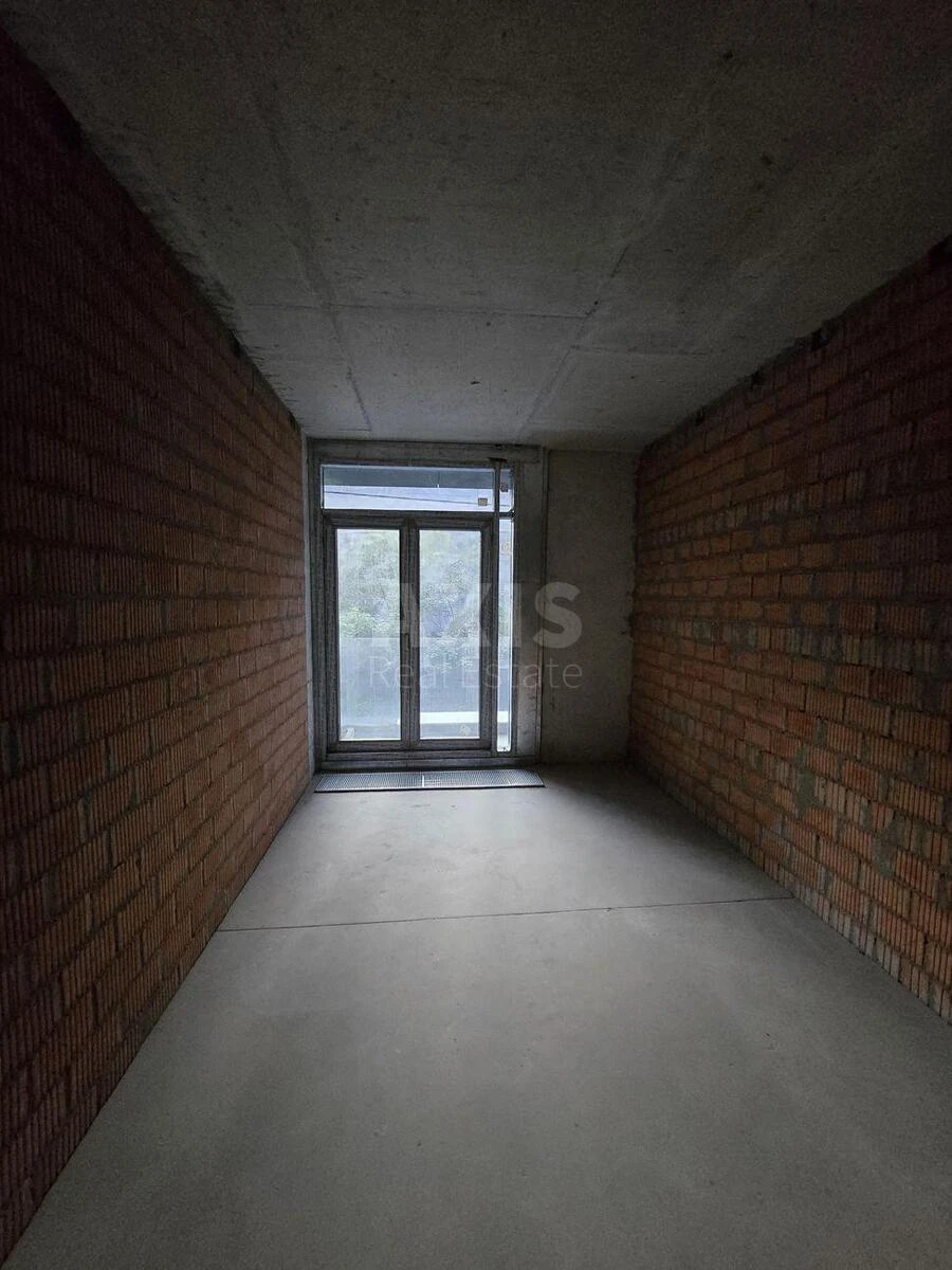 Объект торговли ул. Болсуновская 21, 82м2674829