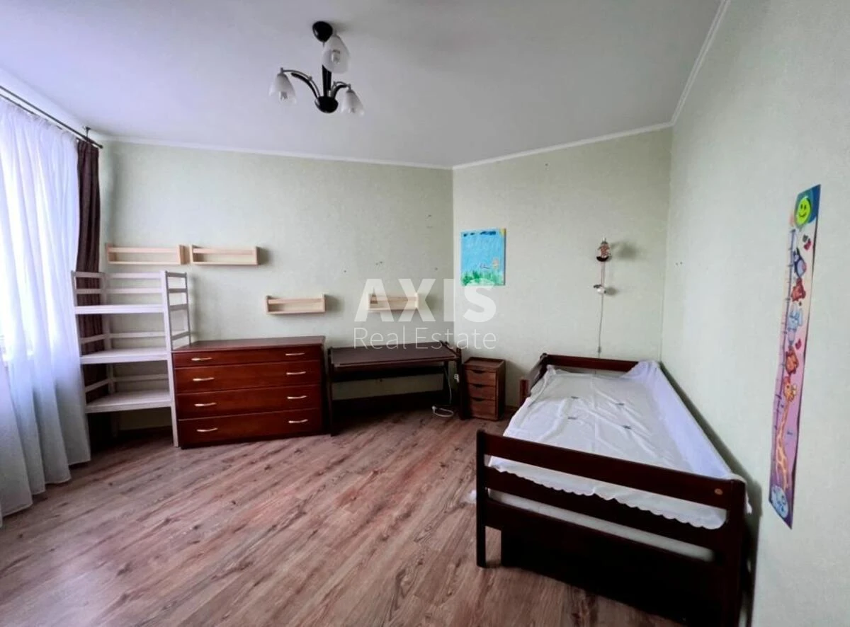 2к квартира ул. Кубанской Украины 31А593756