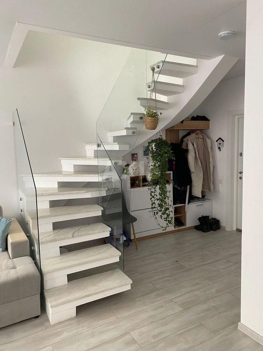 3k apartment vul. Regeneratorna 4, корп. 16684220