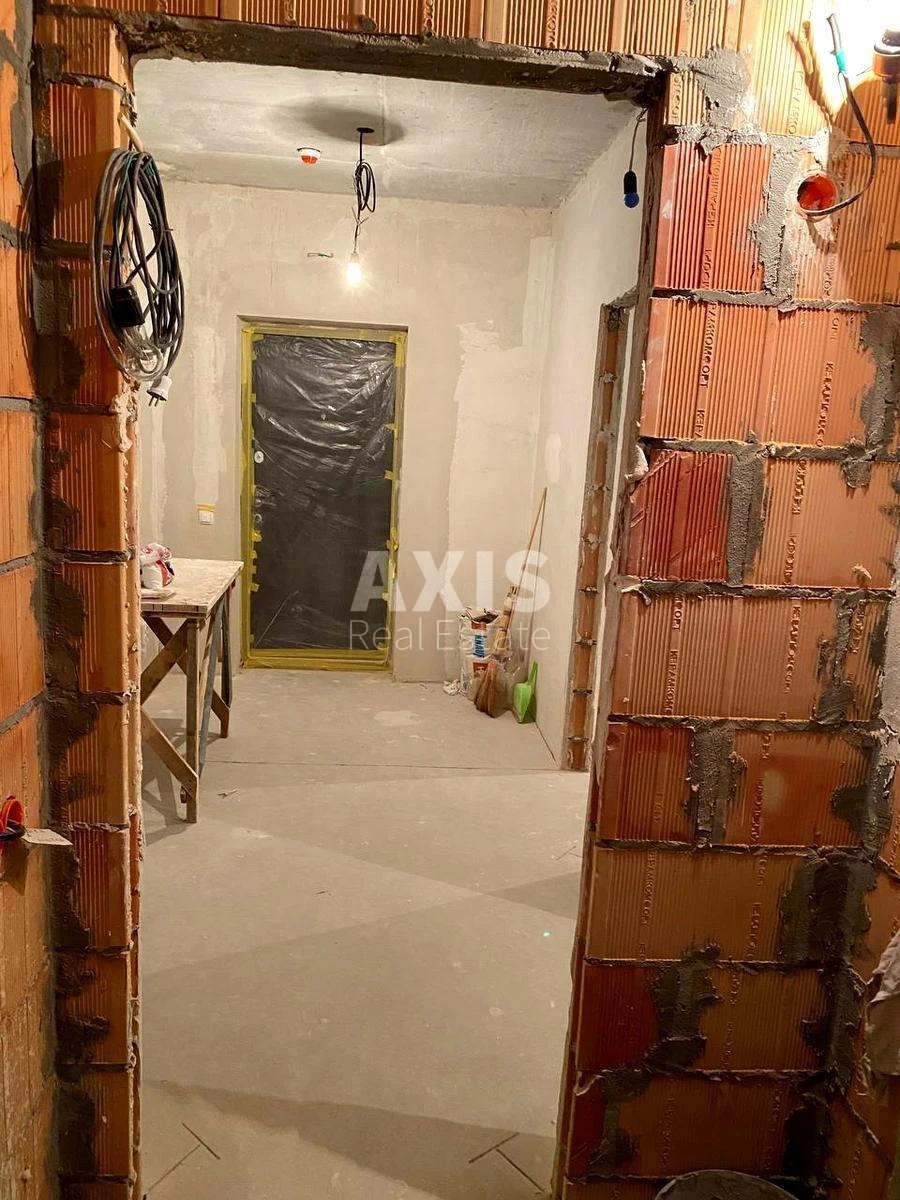 2k apartment vul. Grechka Marshala Ten litres671703