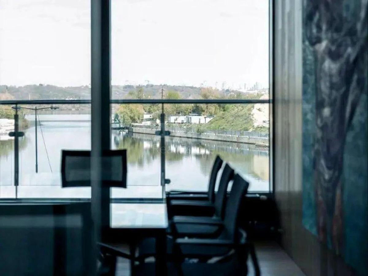 Офис наб. Днепровская 14, 245м26199113