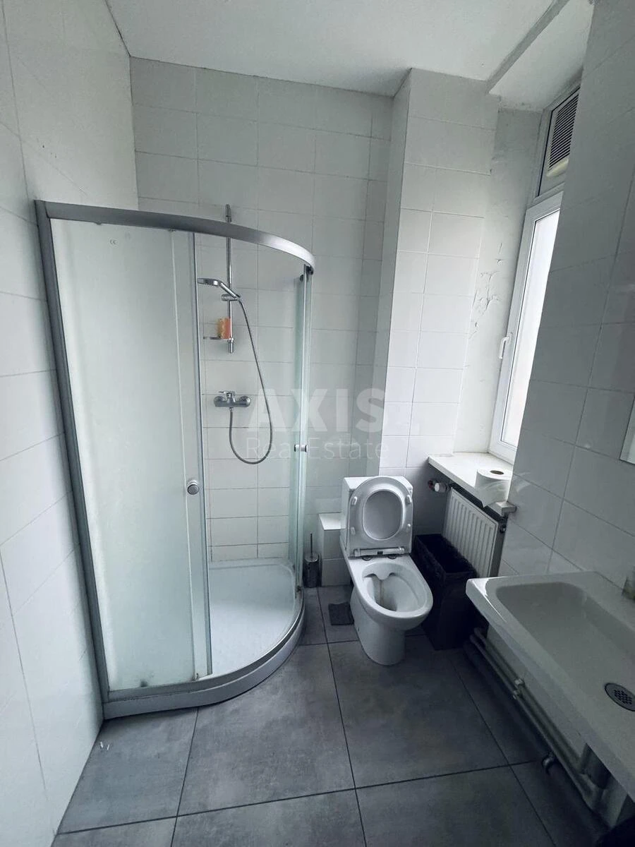 Office vul. Naberezhno-Lugova 12, 180m26344813