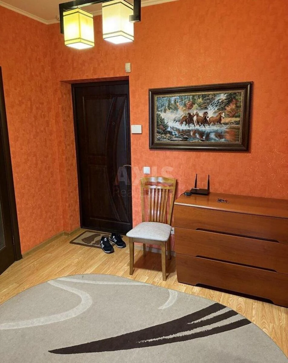 1к квартира ул. Ахматовой Анны 34654405