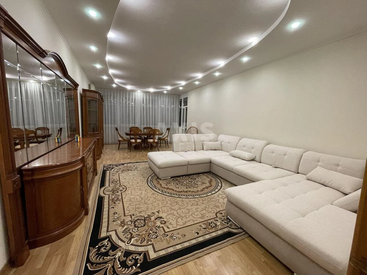 4k apartment vul. Hmel'nyc'kogo Bogdana 416705719