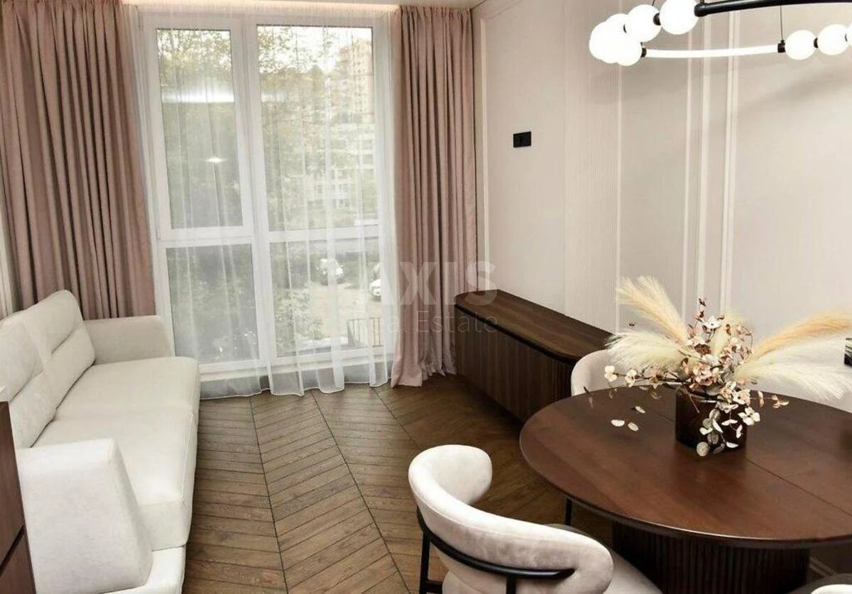 2k apartment vul. Rostyslavska 5А716596
