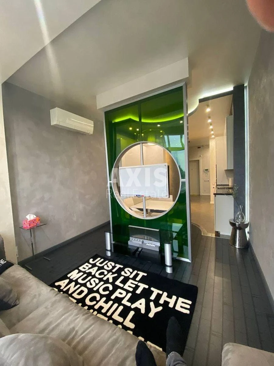 3k apartment vul. Parkovo-Syrec'ka 4Б580521