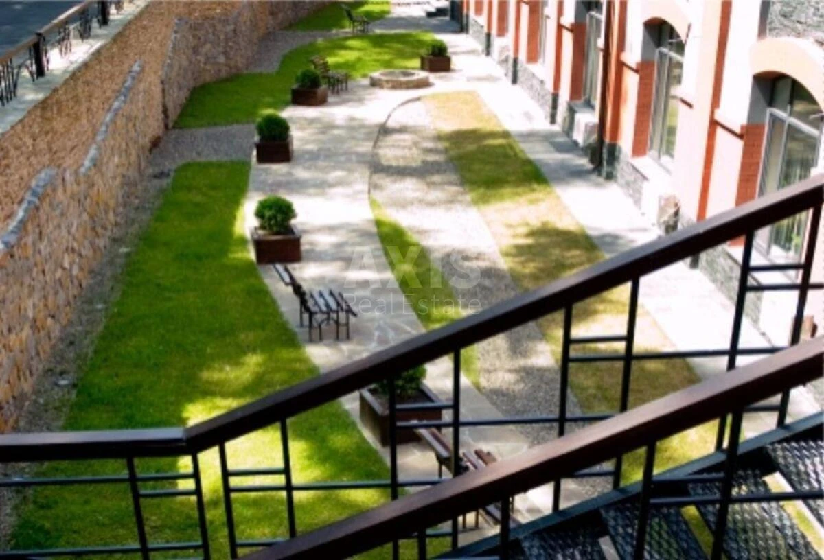 Office vul. Nyzhn'ojurkivs'ka 45, 2300m2718364