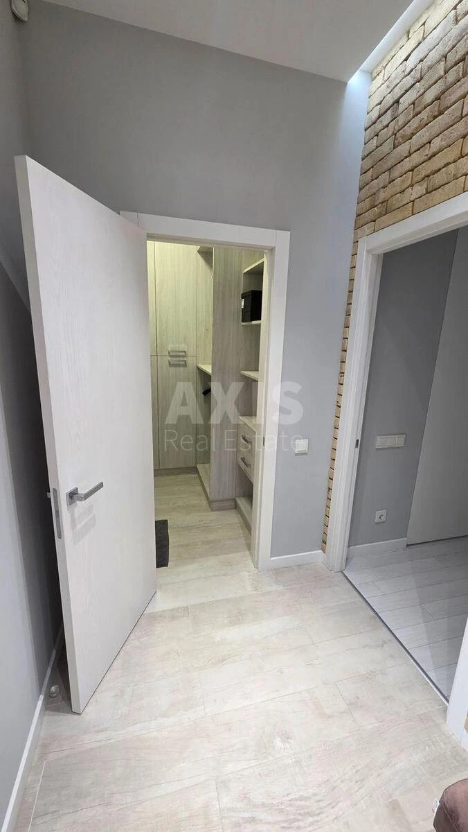 2k apartment nab. Dniprovs'ka 14688997