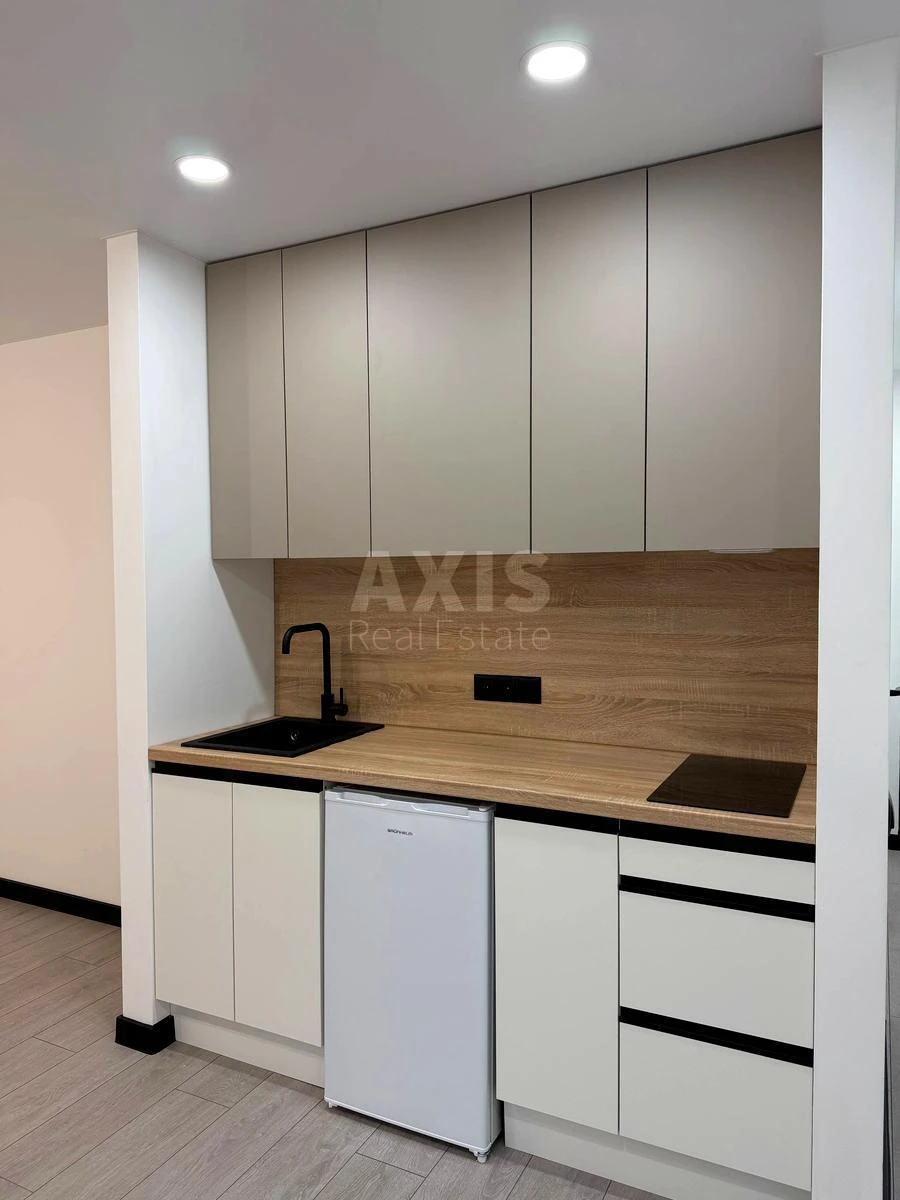 1k apartment pr-t Leonida Kadenyuka 9689400