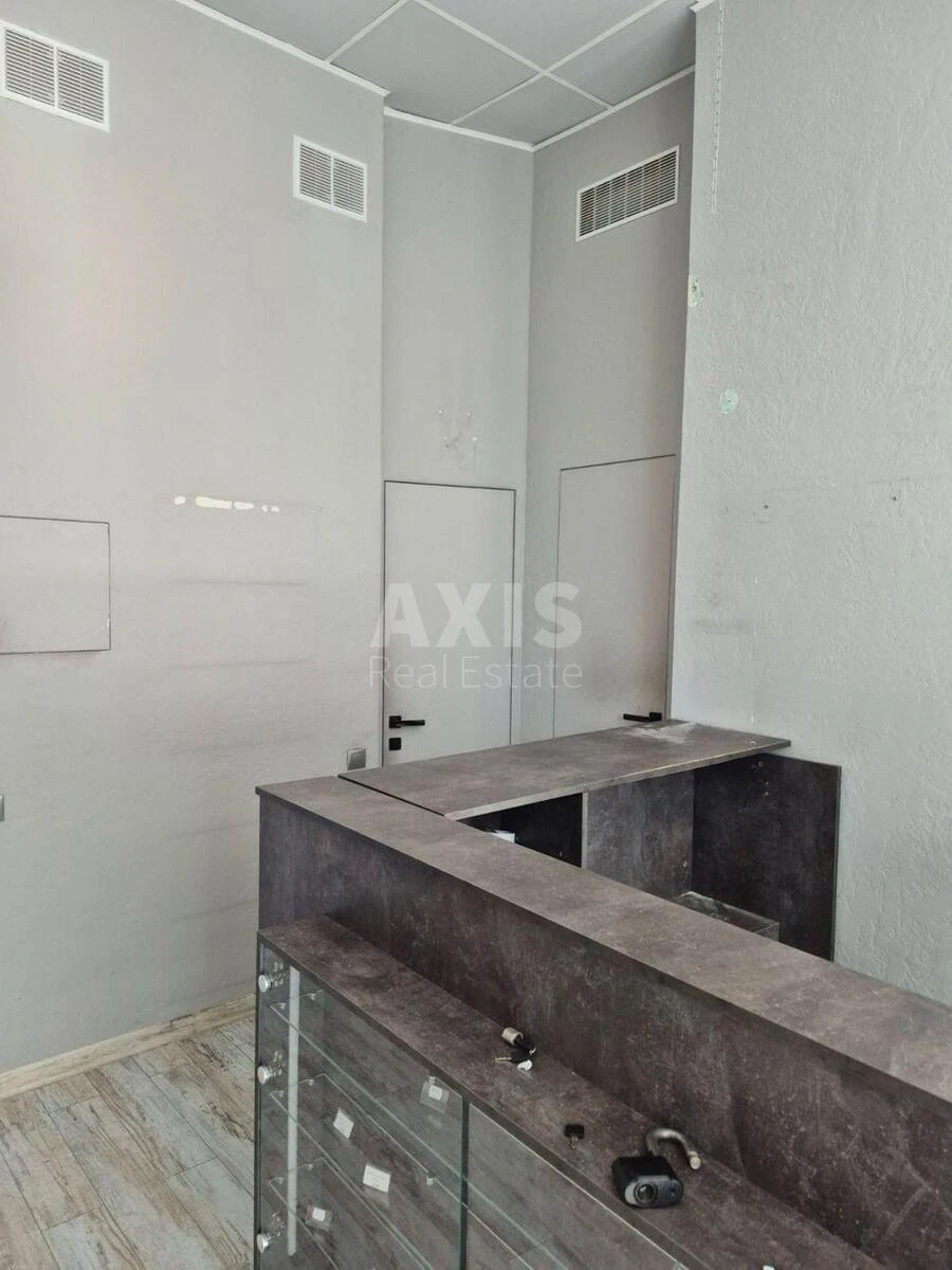 Trade object vul. Sverstjuka Jevgena 3Б, 61m26608914