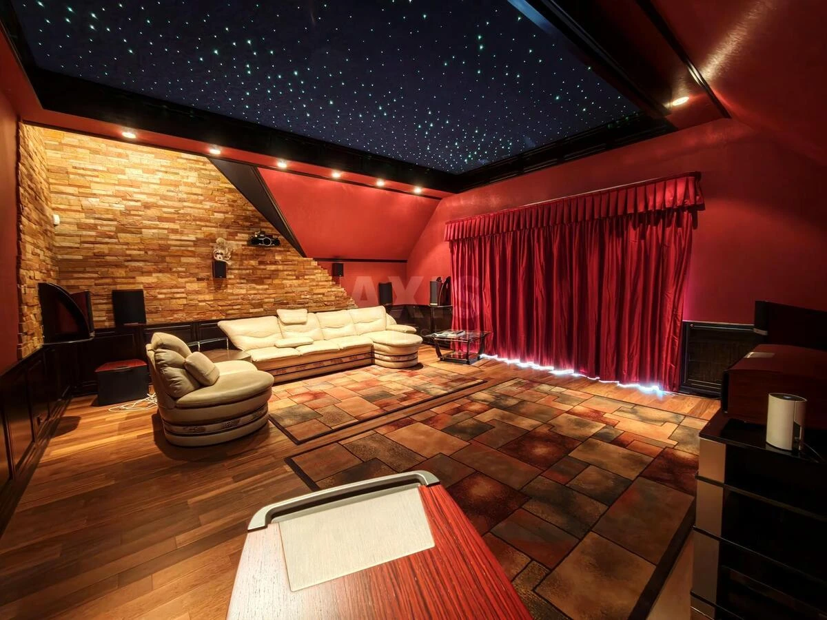 House vul. Inzhenerna, 700m2, Kyiv city6937922
