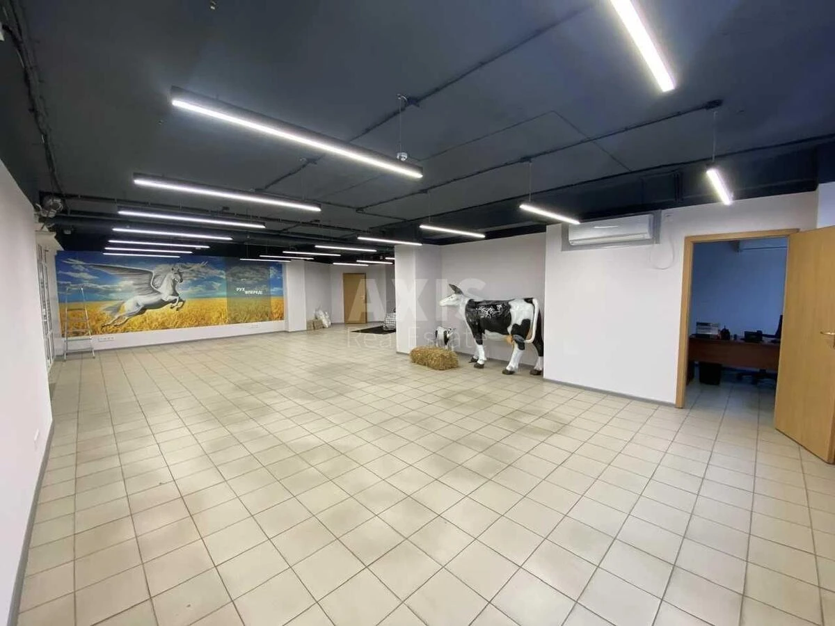 Office pr-t Berestejskij 67, 115m2667293