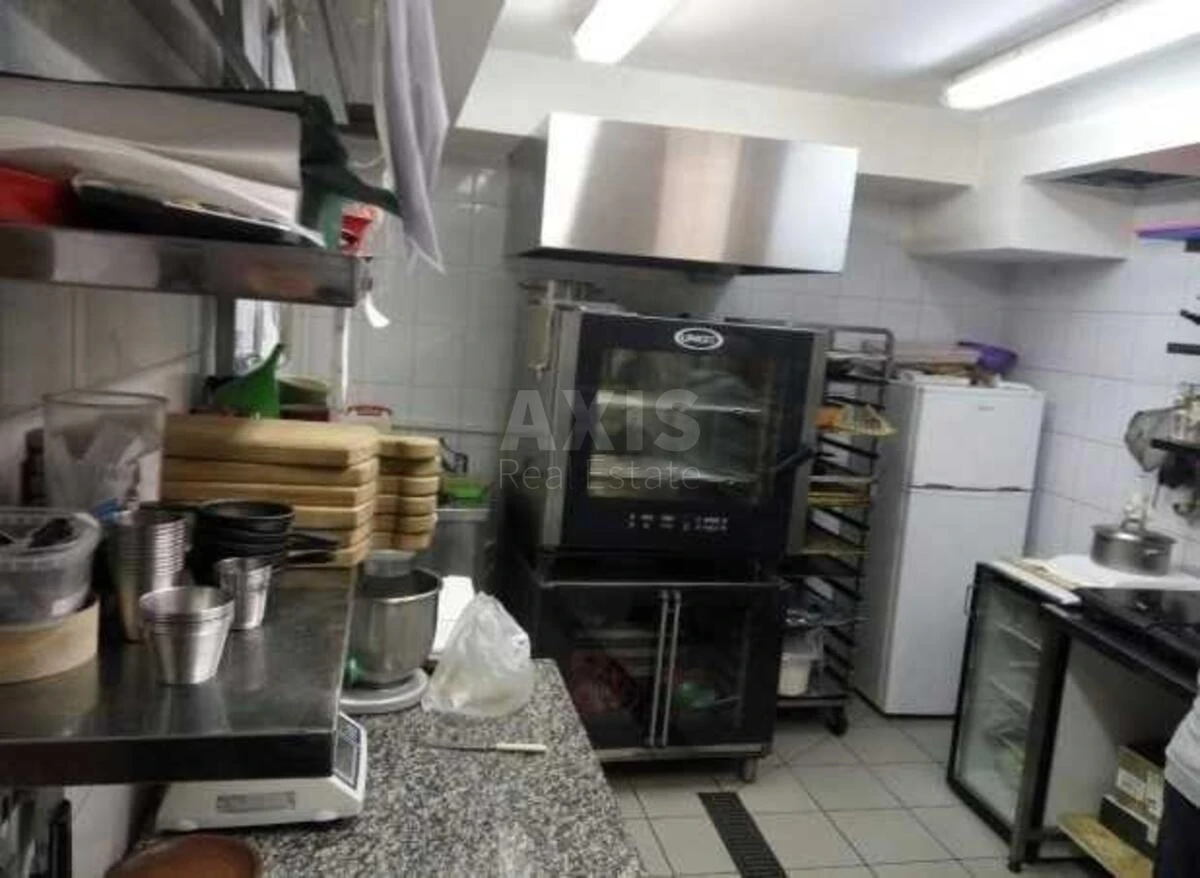 Объект торговли ул. Сечевых Стрельцов 26, 90м26989811