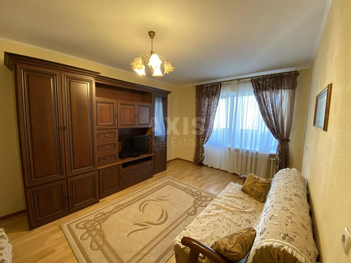 2к квартира ул. Левко Лукьяненко 15Г648170