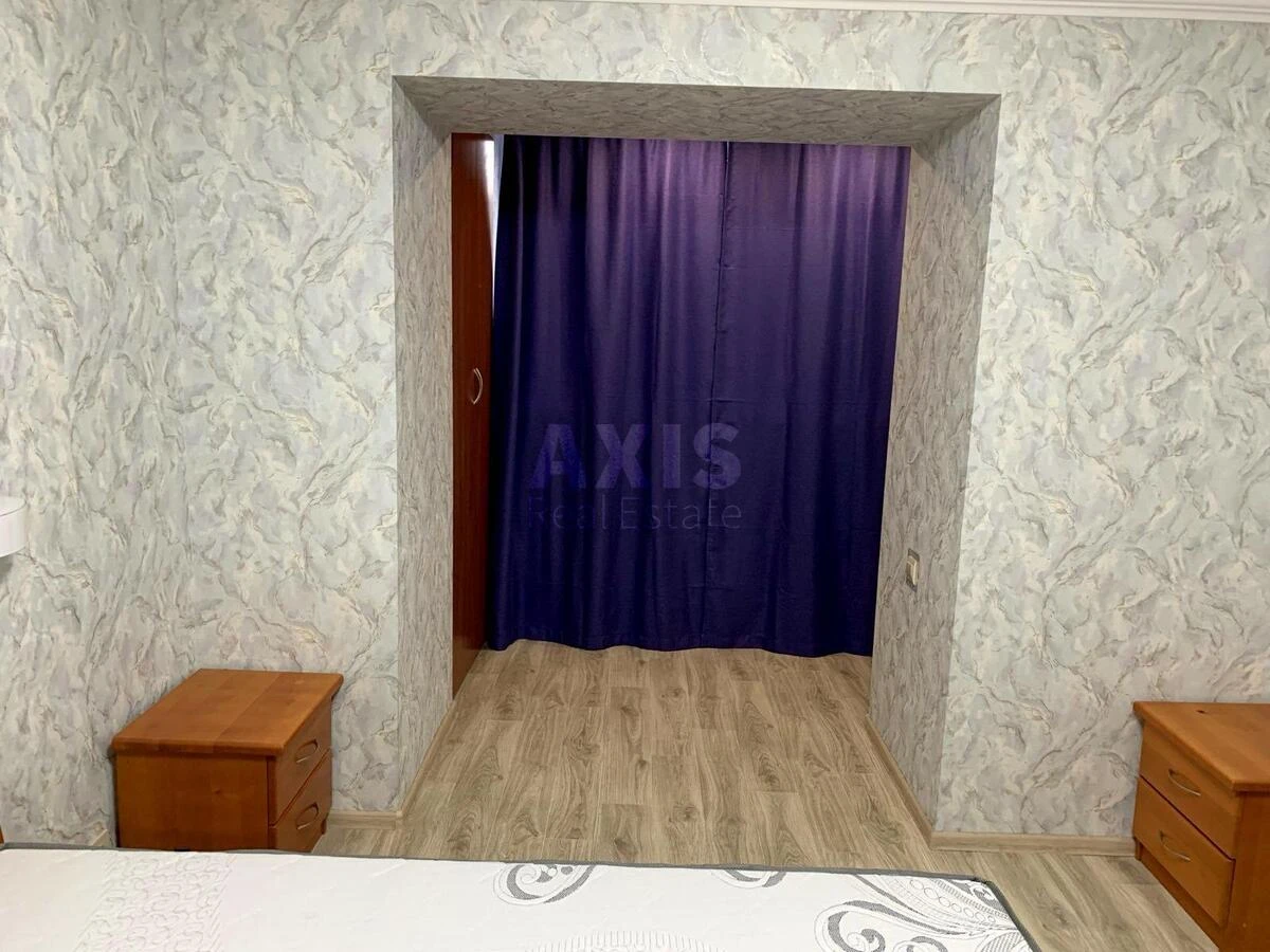 2к квартира ул. Княжий Затон 14В6850912