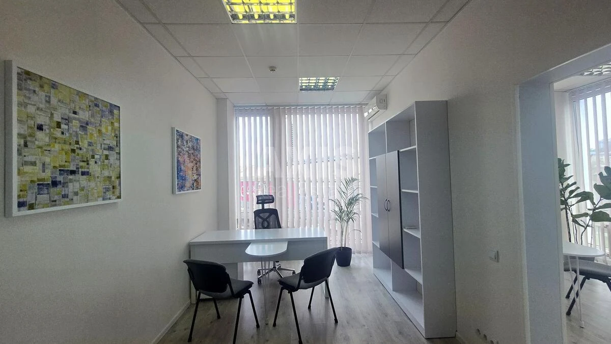 Офис ул. Эспланадная 20А, 110м26687118