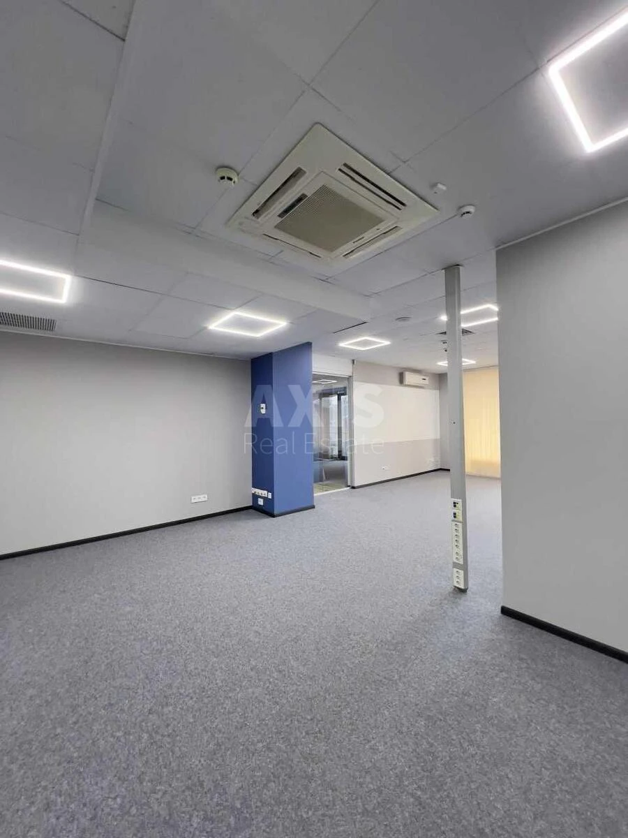 Office vul. Velyka Zhytomyrs'ka 20, 700m2686811