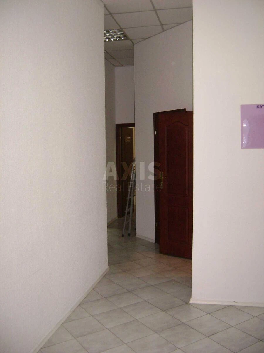 Объект торговли ул. Саперно-Слободская 8, 88м2675619