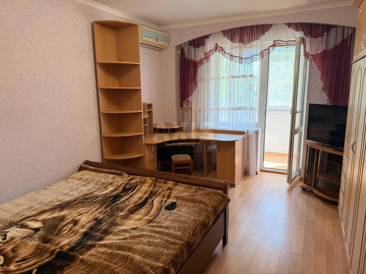 3к квартира ул. Панча Петра 7690837