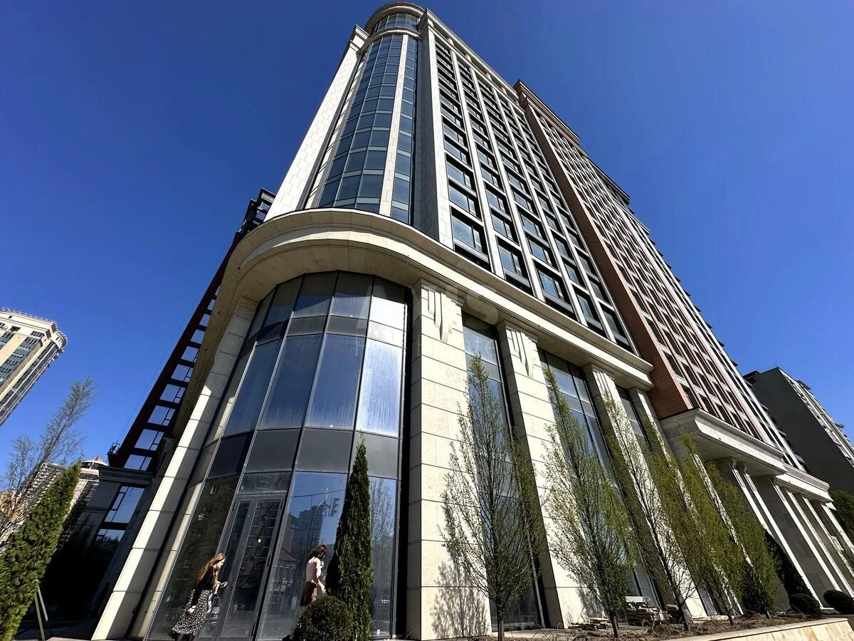 3k apartment vul. Antonovycha 118/96897611