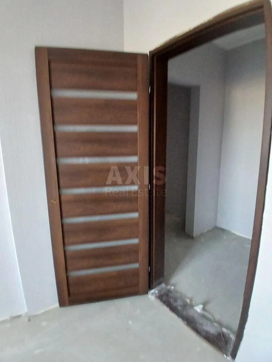 2k apartment vul. Elektrotehnichna 43601091