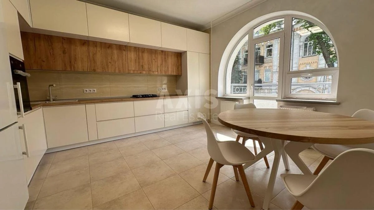 2k apartment vul. Oleksandra Konyskoho 76/7866103