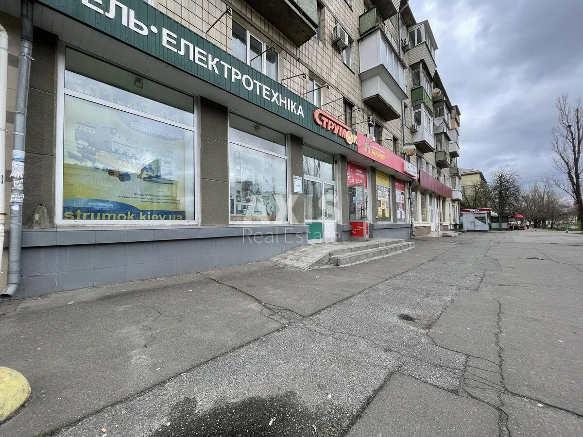 Trade object pr-t Sobornosti 14, 95m253194