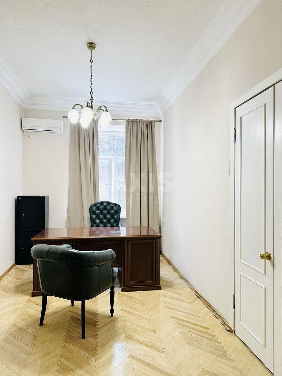 Офис ул. Крещатик 25, 92м2667380