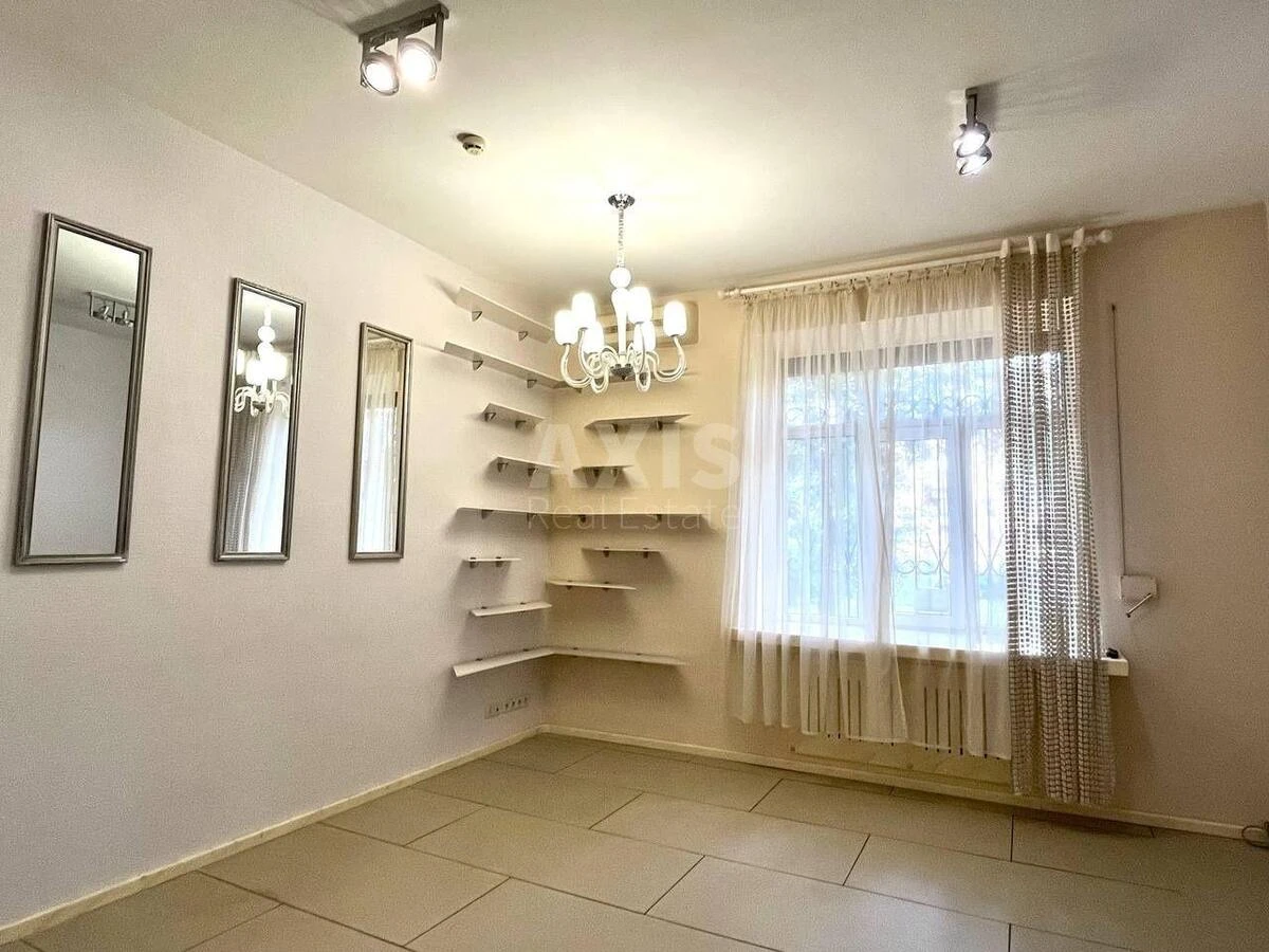 Trade object vul. Yuriya Illyenka 12, 90m269881