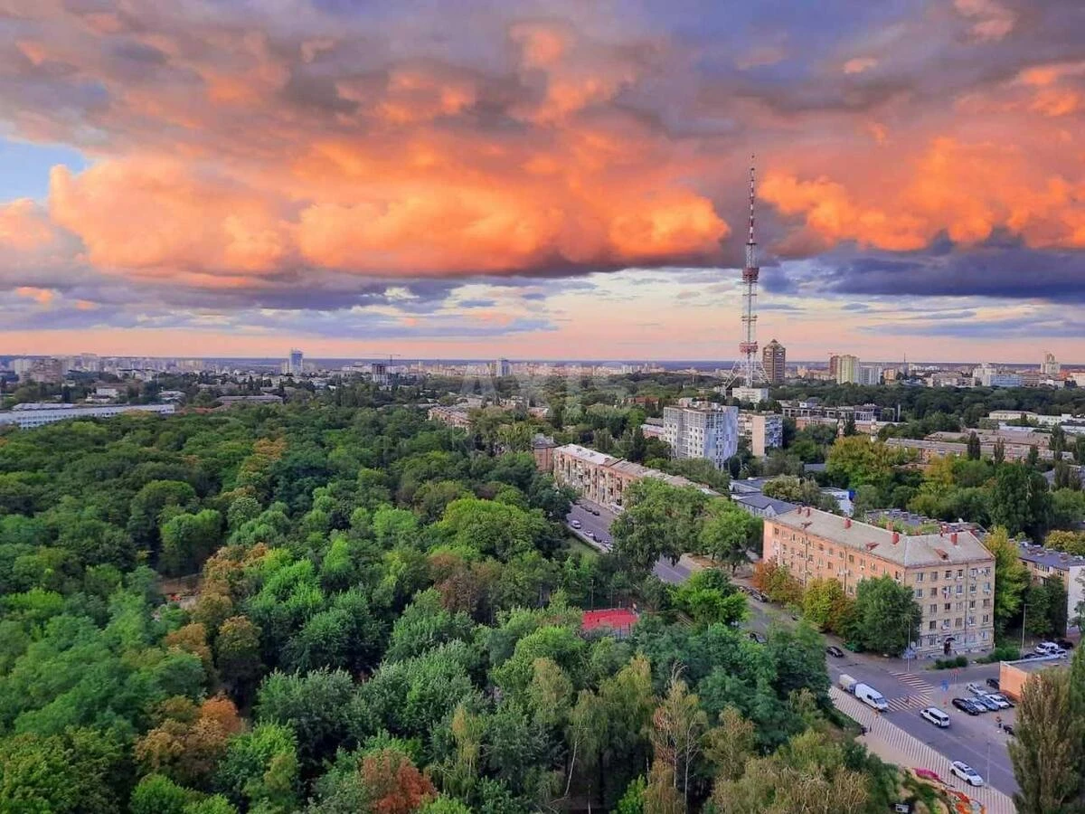3k apartment vul. Parkovo-Syrec'ka 4Б6834217