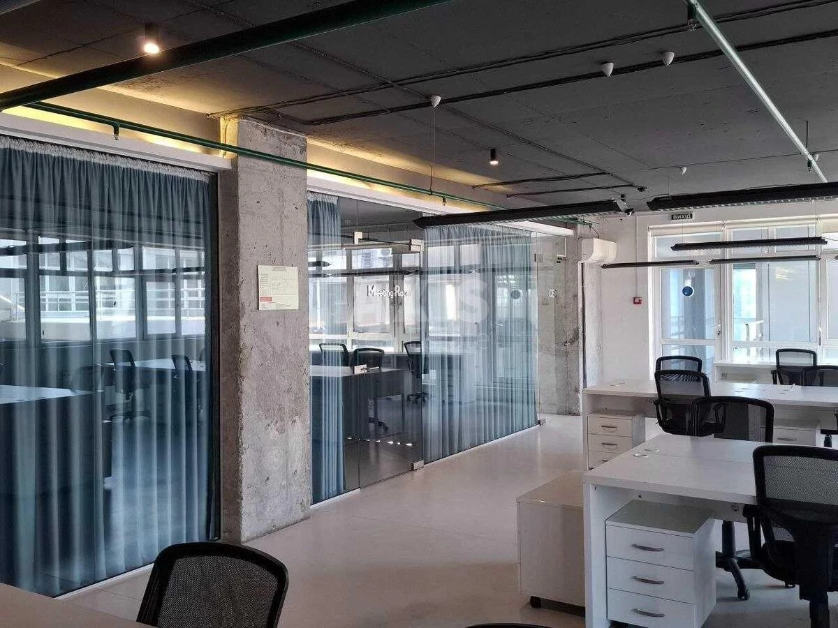 Office pr-t Berestejskij 28, 280m2699641