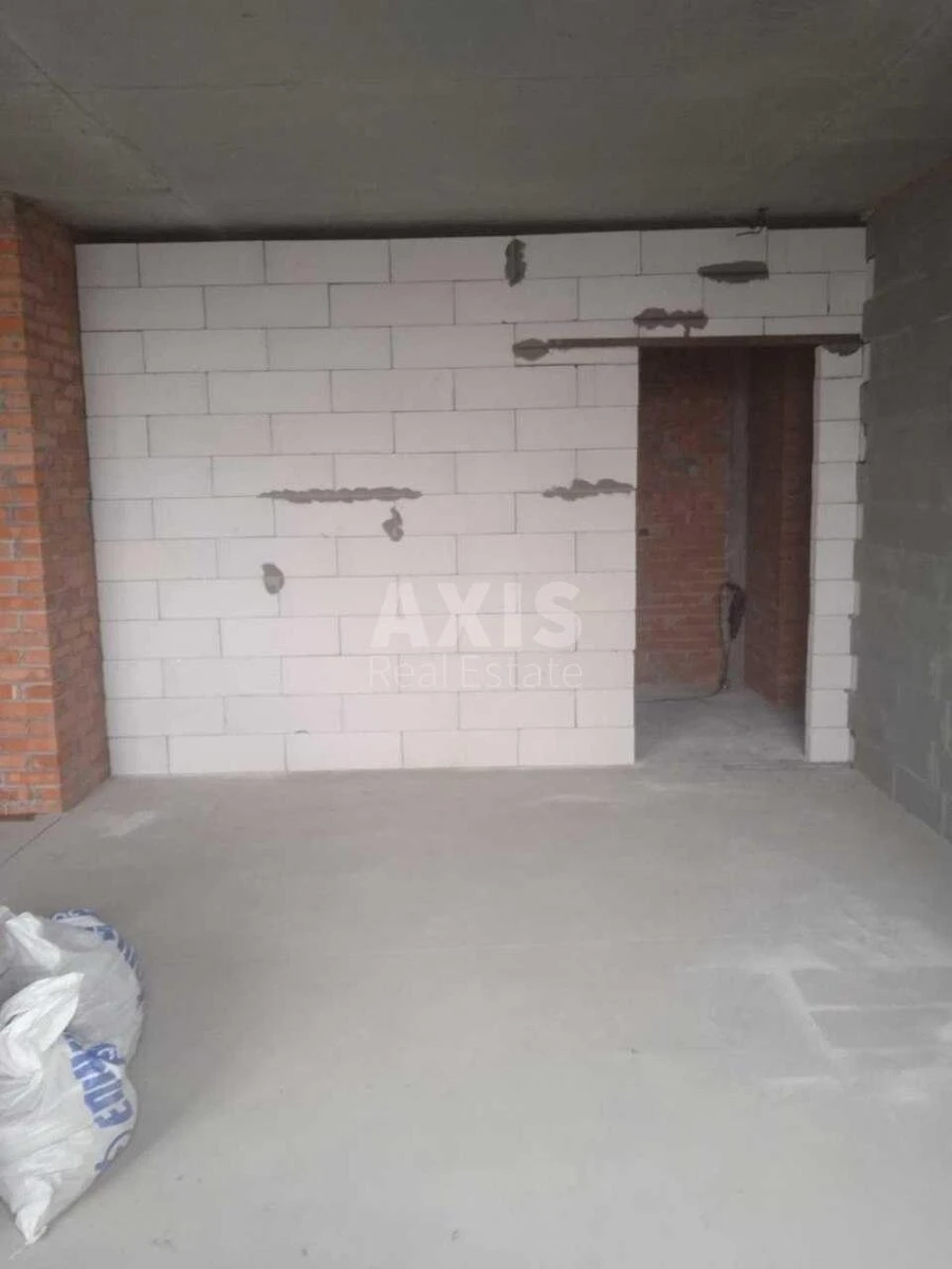 3k apartment vul. Sverstjuka Jevgena 4630742